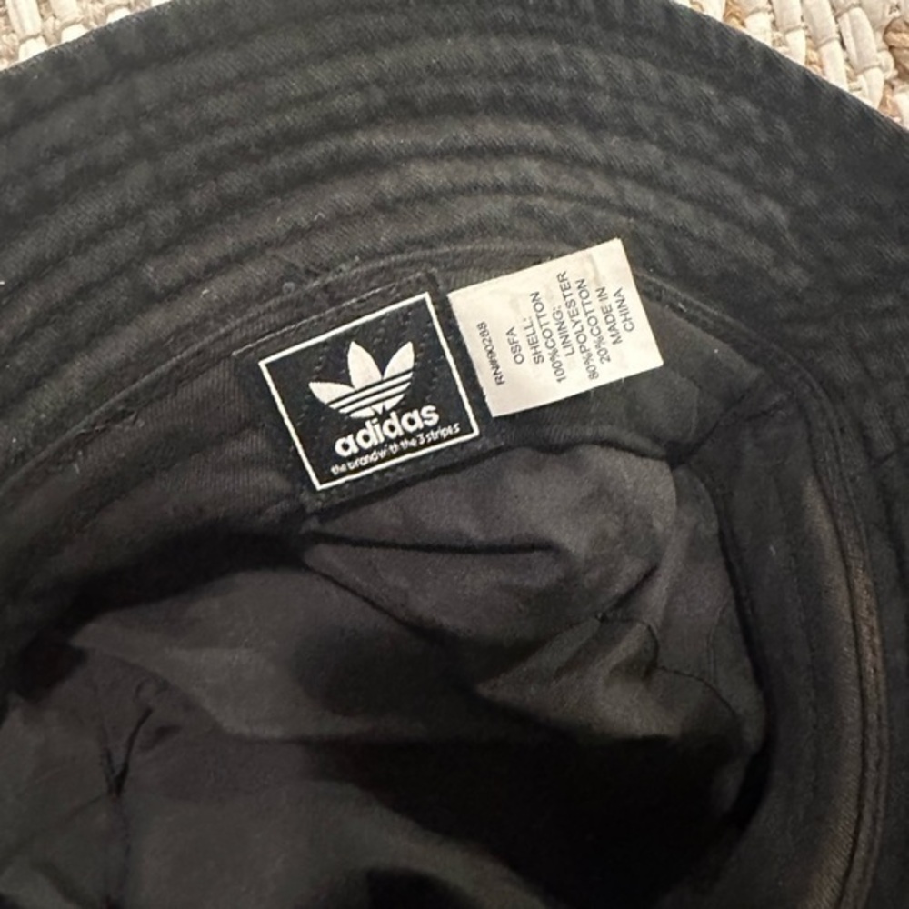 Adidas Bucket Hat - Picture 7 of 8